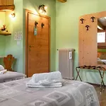 根兹内拉住宿加早餐旅馆 Perarolo di Cadore