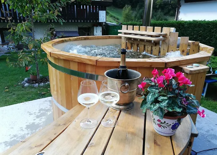 根兹内拉住宿加早餐旅馆 住宿加早餐酒店 3*